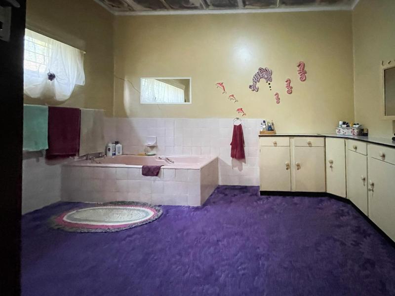 4 Bedroom Property for Sale in Albertinia Western Cape